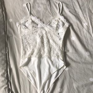 NWT S white lace body suit